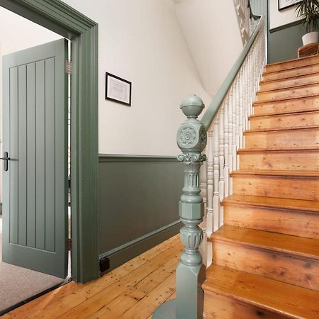 New Luxury For 2024 - Central Plymouth House - Sleeps 10 - Access To Plymouth Town - Close To The Barbican - Pets Welcome - Parking Available - By Luxe Living By Sophia Экстерьер фото