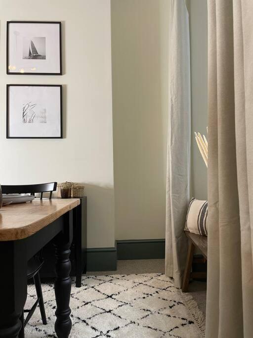 New Luxury For 2024 - Central Plymouth House - Sleeps 10 - Access To Plymouth Town - Close To The Barbican - Pets Welcome - Parking Available - By Luxe Living By Sophia Экстерьер фото
