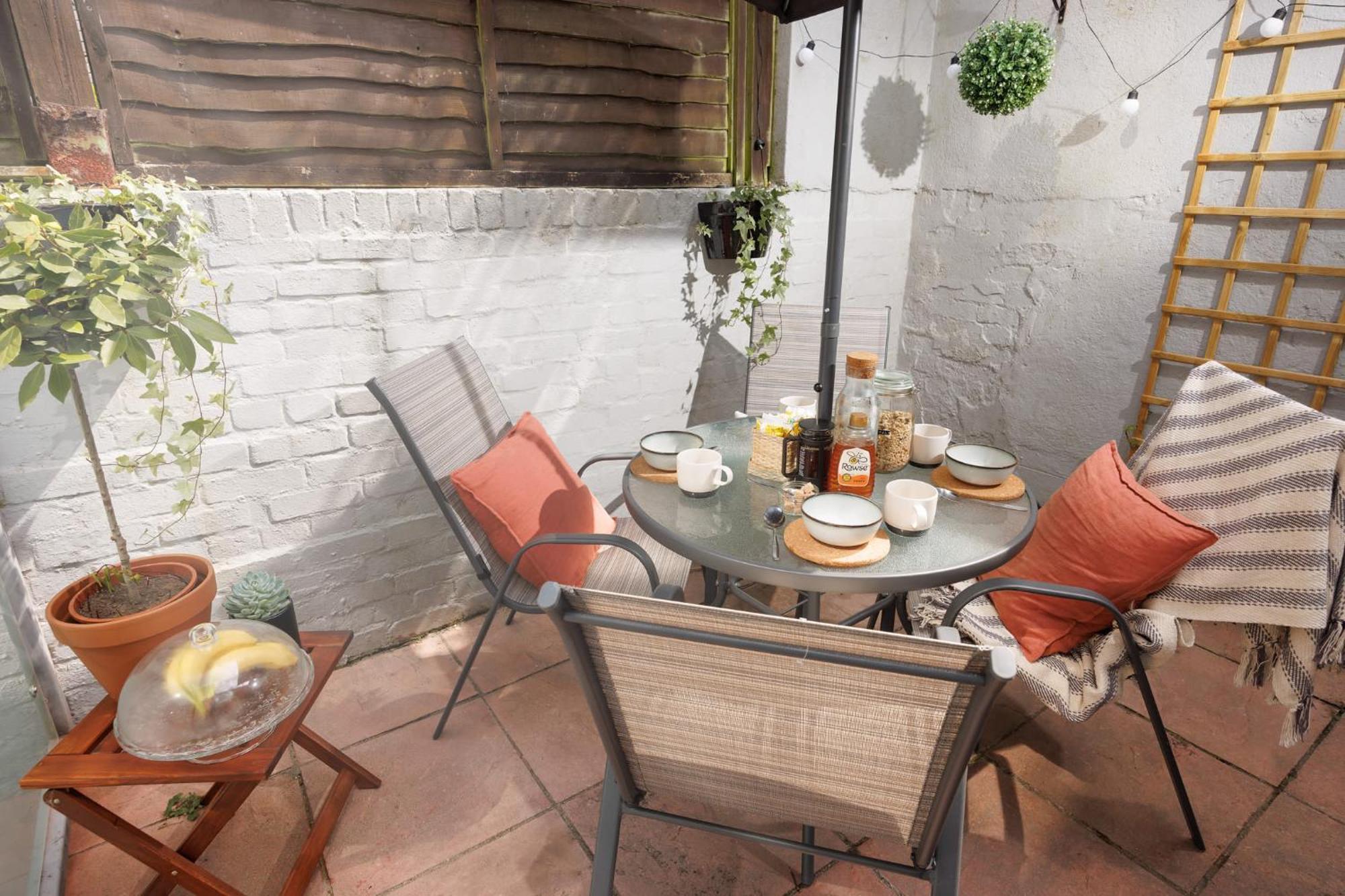 New Luxury For 2024 - Central Plymouth House - Sleeps 10 - Access To Plymouth Town - Close To The Barbican - Pets Welcome - Parking Available - By Luxe Living By Sophia Экстерьер фото