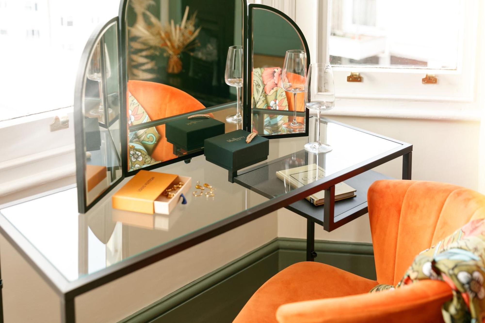 New Luxury For 2024 - Central Plymouth House - Sleeps 10 - Access To Plymouth Town - Close To The Barbican - Pets Welcome - Parking Available - By Luxe Living By Sophia Экстерьер фото