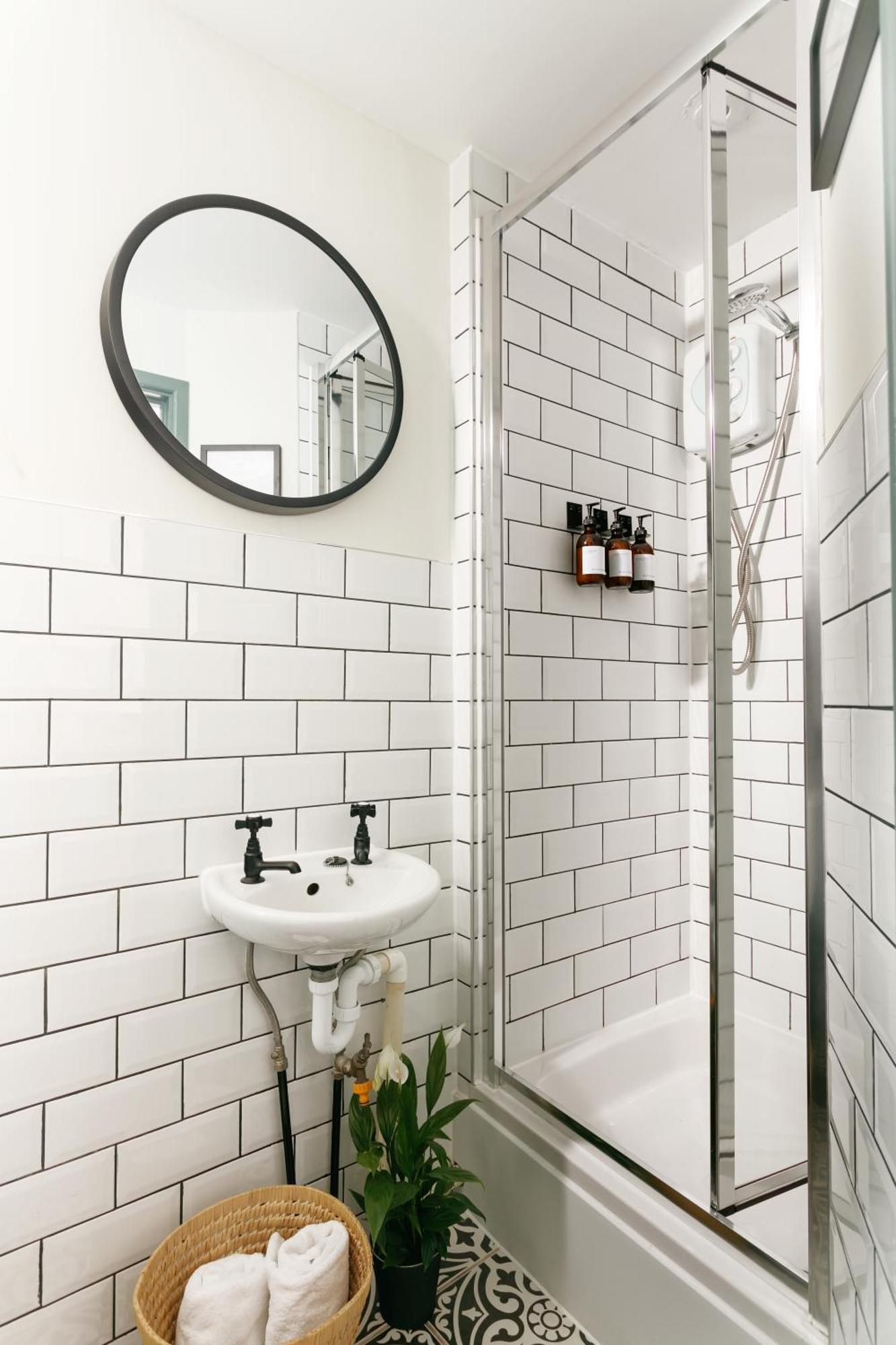 New Luxury For 2024 - Central Plymouth House - Sleeps 10 - Access To Plymouth Town - Close To The Barbican - Pets Welcome - Parking Available - By Luxe Living By Sophia Экстерьер фото