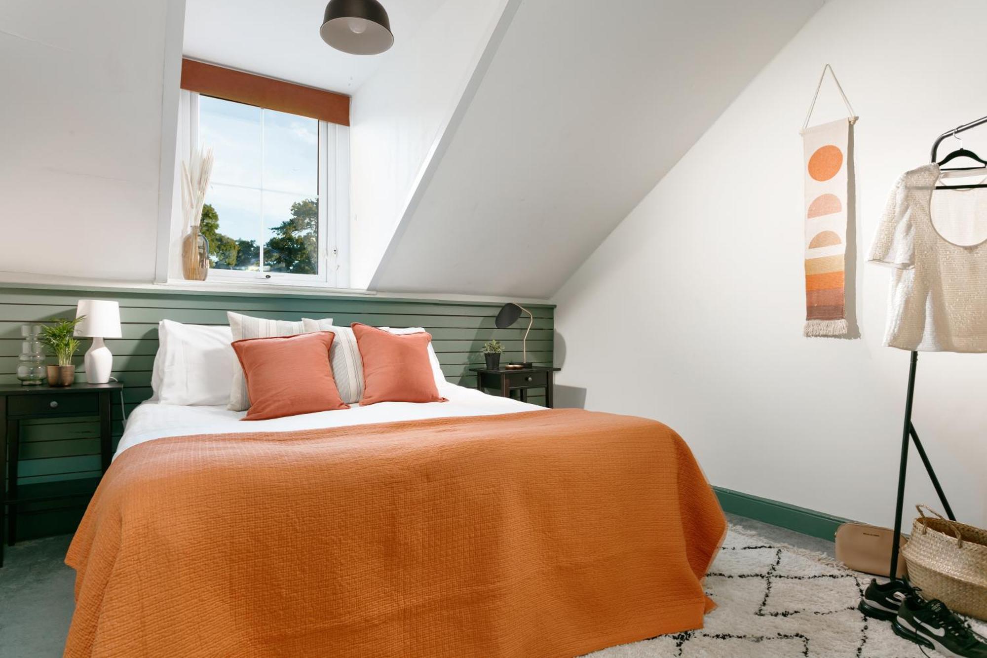 New Luxury For 2024 - Central Plymouth House - Sleeps 10 - Access To Plymouth Town - Close To The Barbican - Pets Welcome - Parking Available - By Luxe Living By Sophia Экстерьер фото