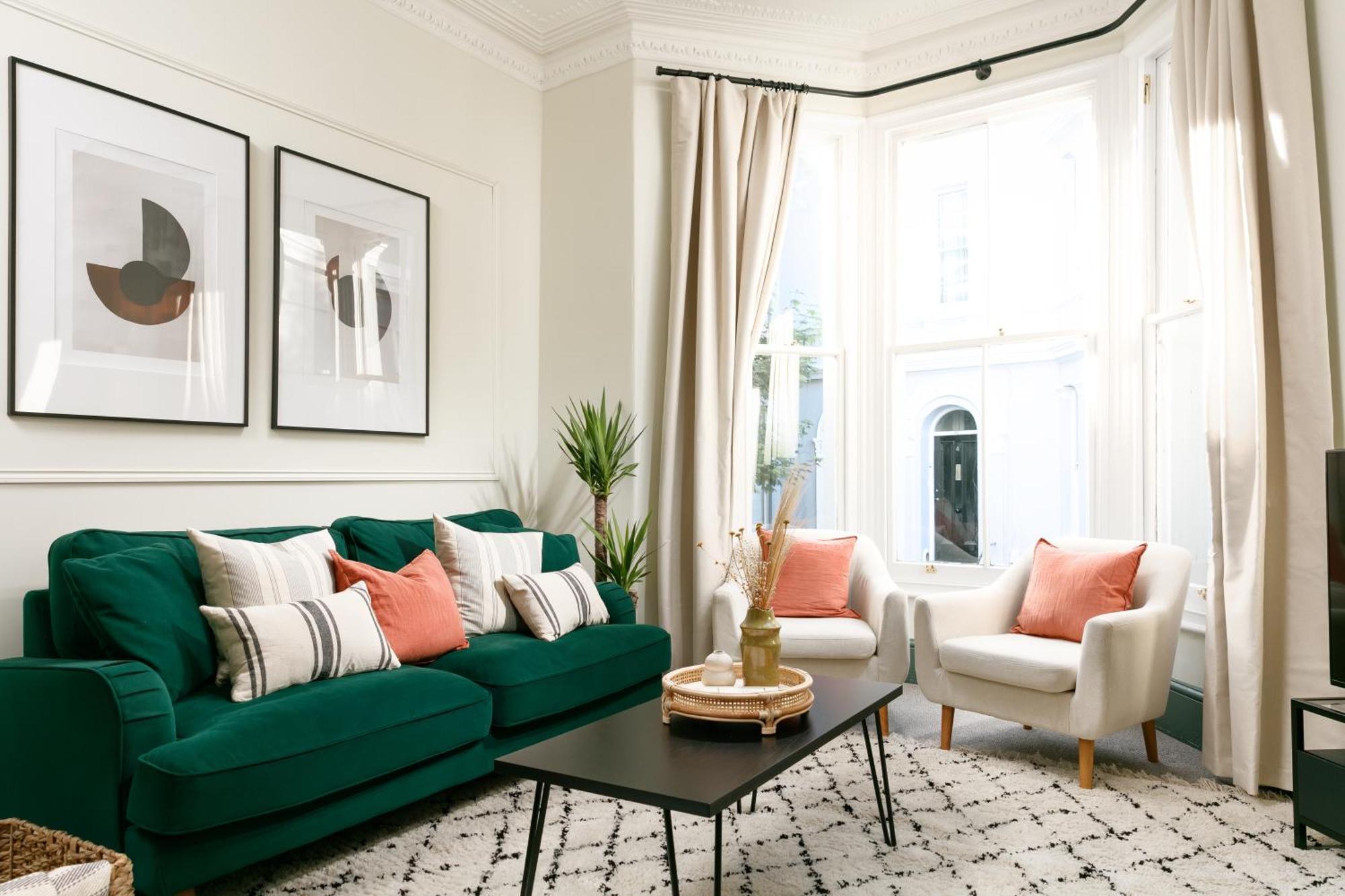 New Luxury For 2024 - Central Plymouth House - Sleeps 10 - Access To Plymouth Town - Close To The Barbican - Pets Welcome - Parking Available - By Luxe Living By Sophia Экстерьер фото